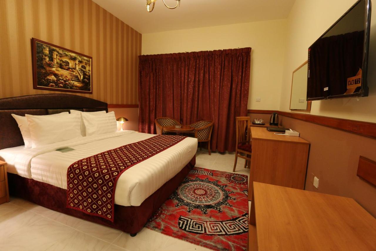 New California Hotel 迪拜 外观 照片