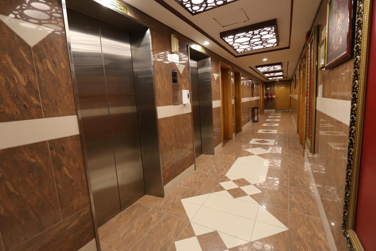 New California Hotel 迪拜 外观 照片