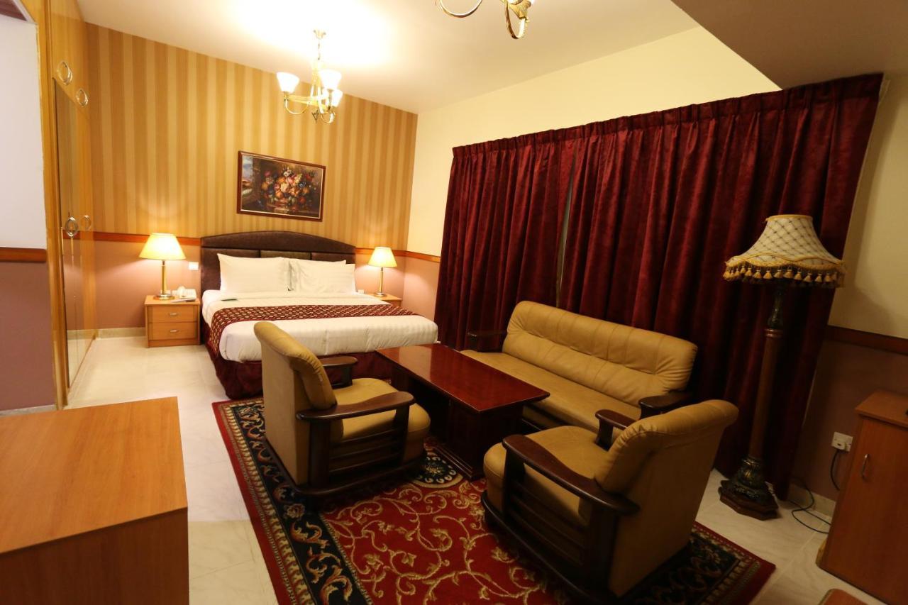 New California Hotel 迪拜 外观 照片
